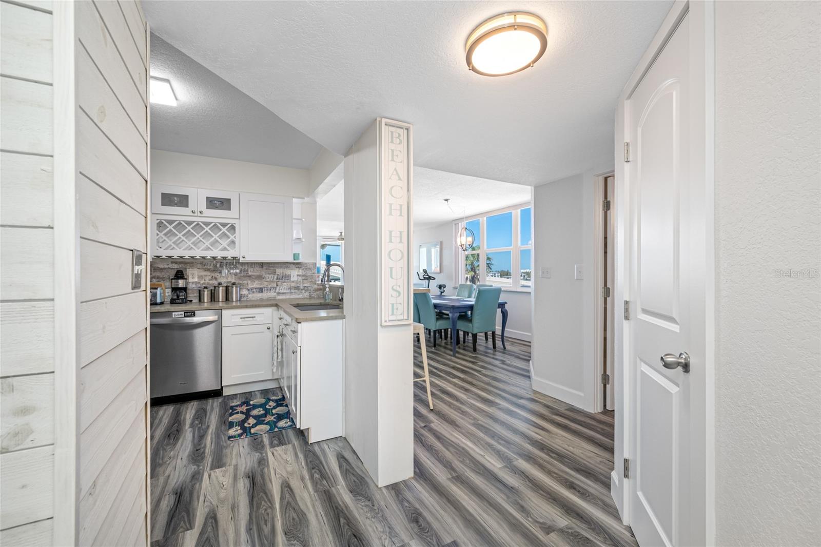 5701 BAHIA DEL MAR CIR #408, ST PETERSBURG, FL, 33715