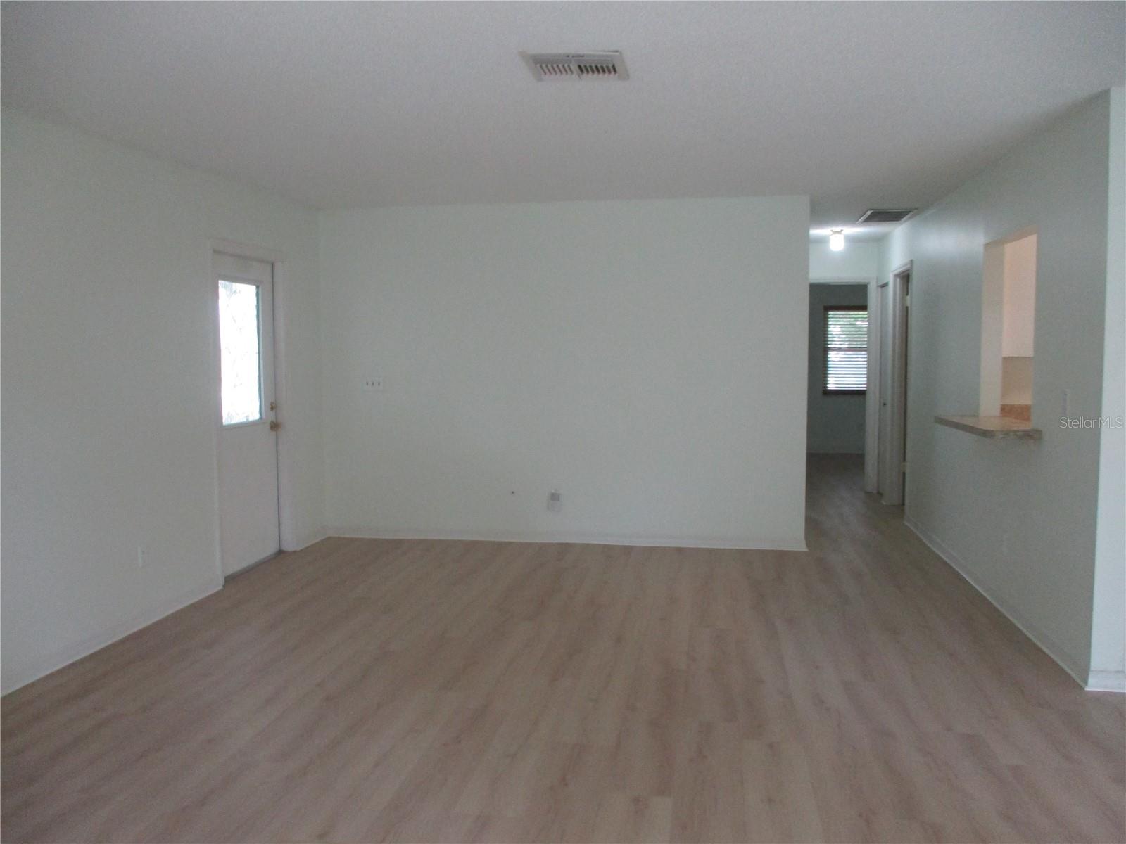 511 FINSBURY CIR #B, SUN CITY CENTER, FL, 33573