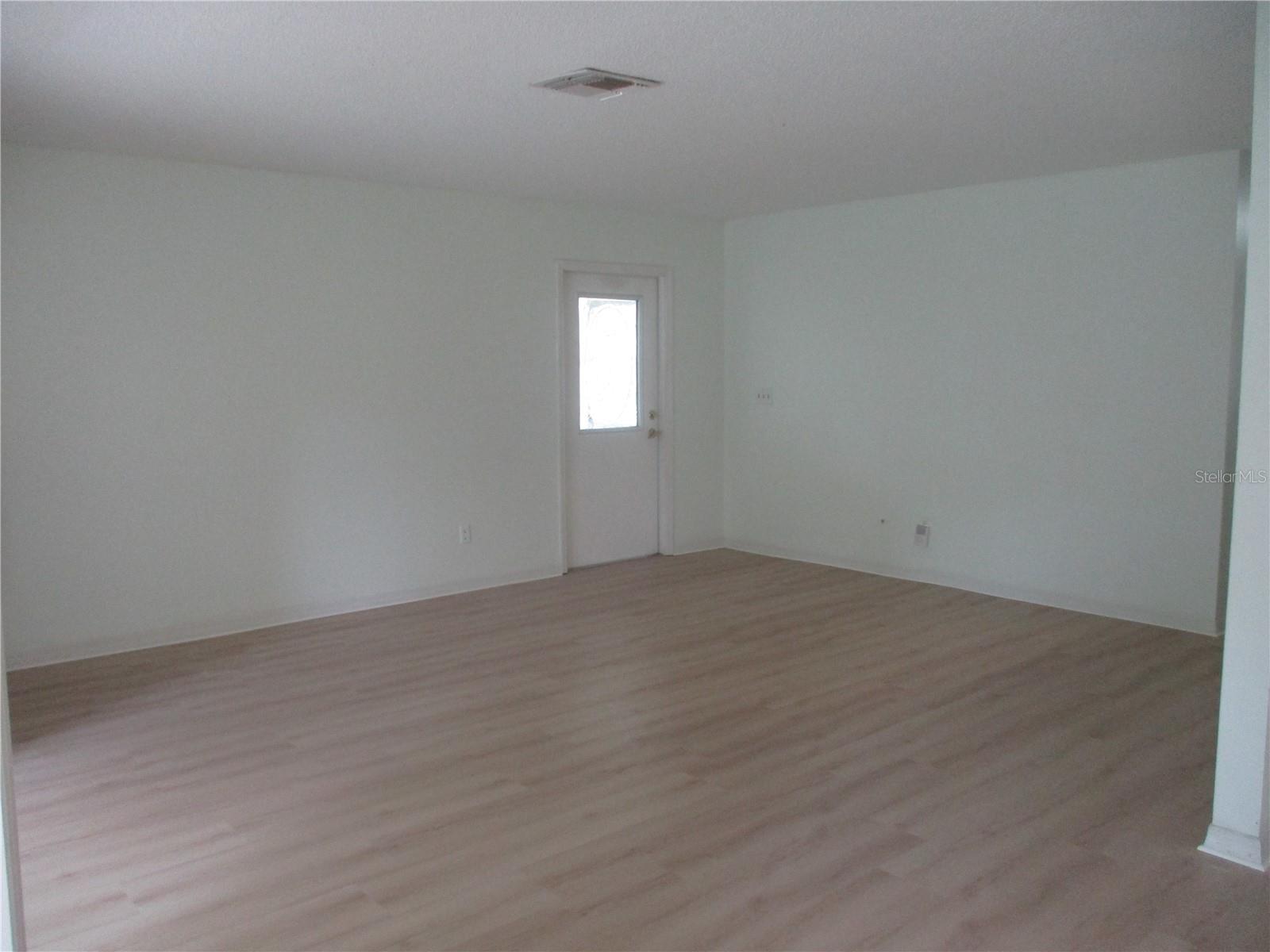 511 FINSBURY CIR #B, SUN CITY CENTER, FL, 33573