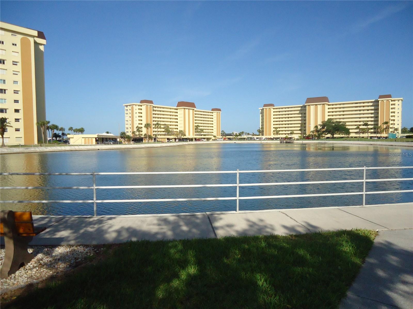 4550 COVE CIR #405, MADEIRA BEACH, FL, 33708