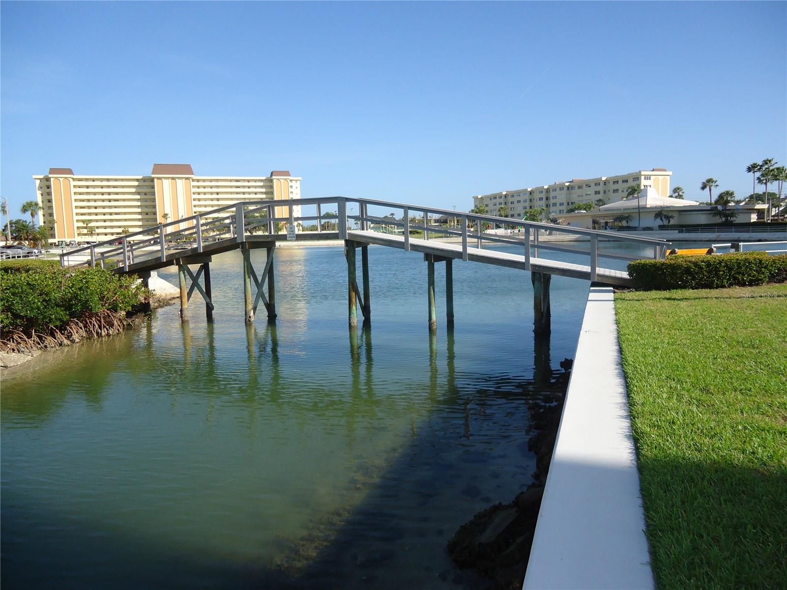 4550 COVE CIR #405, MADEIRA BEACH, FL, 33708