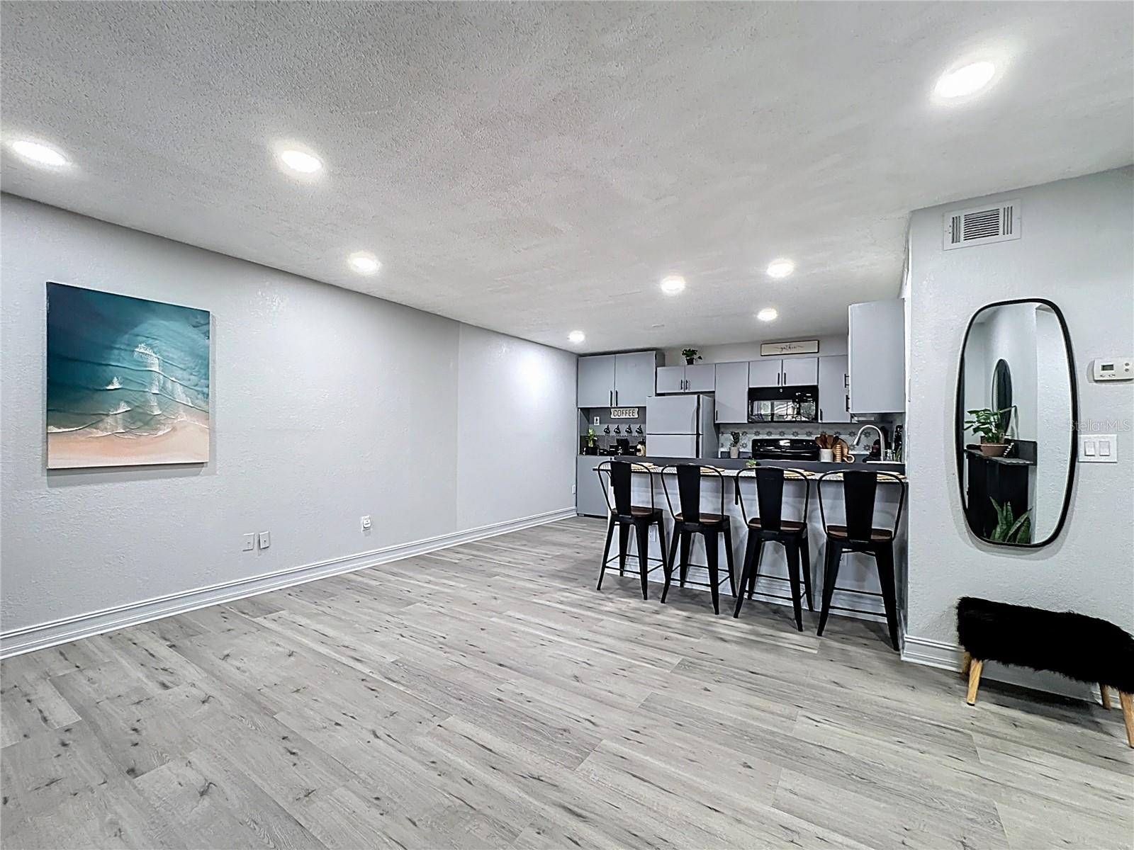 21027 VOYAGER BLVD #3, LAND O LAKES, FL, 34638