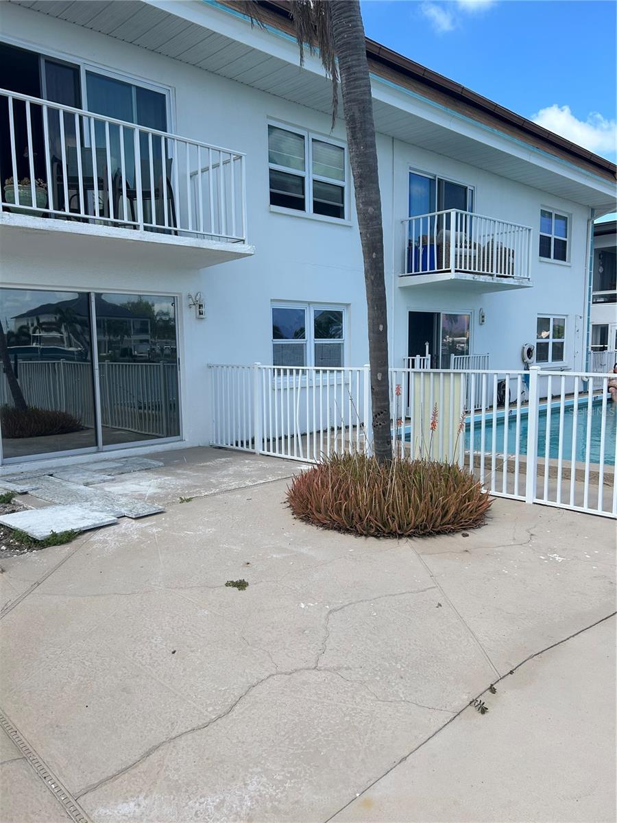 11655 3RD ST E #8, TREASURE ISLAND, FL, 33706