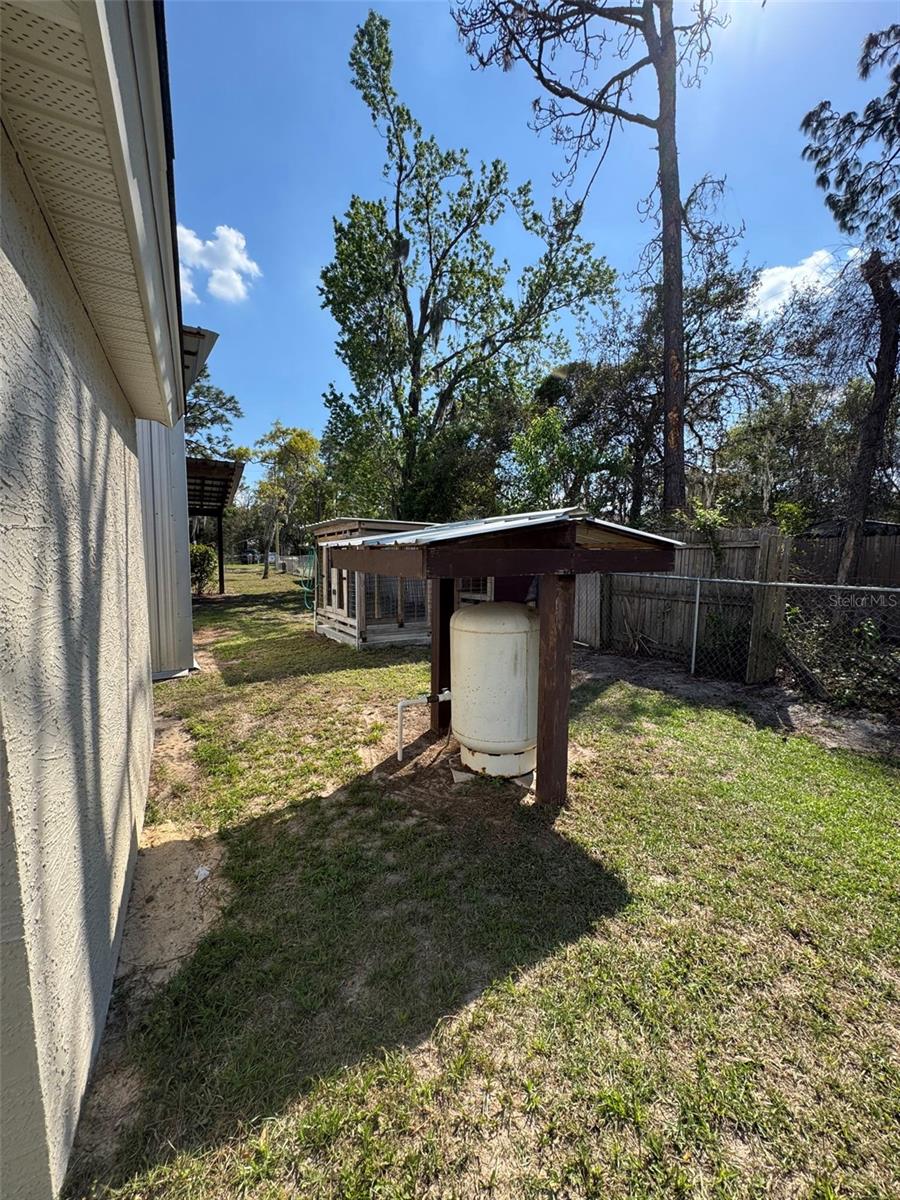 40751 W 4TH AVE, UMATILLA, FL, 32784