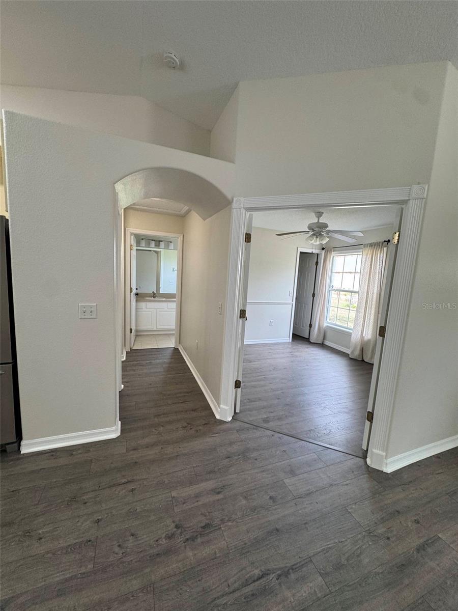 40751 W 4TH AVE, UMATILLA, FL, 32784