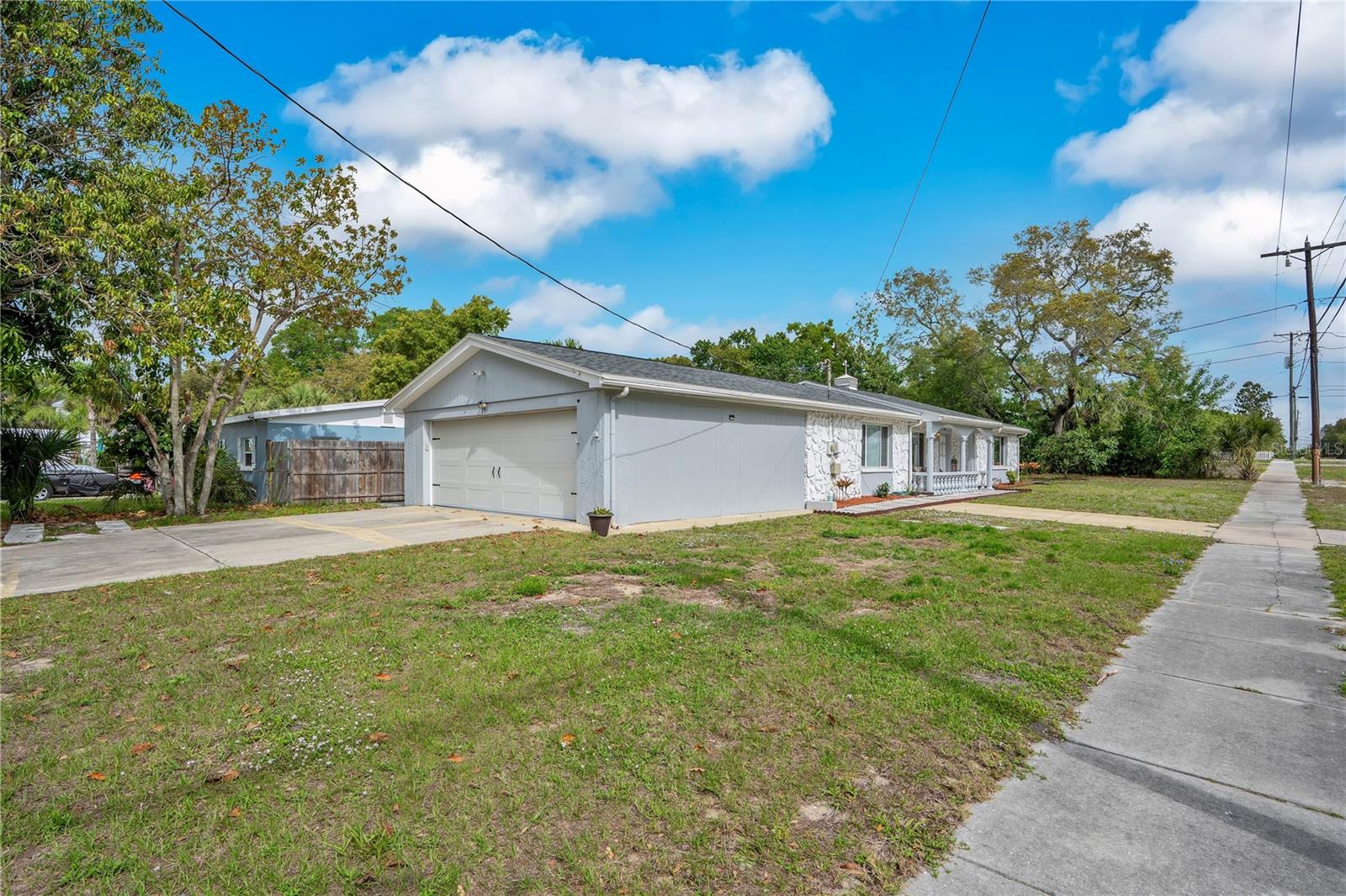 391 N WALTON AVE, TARPON SPRINGS, FL, 34689