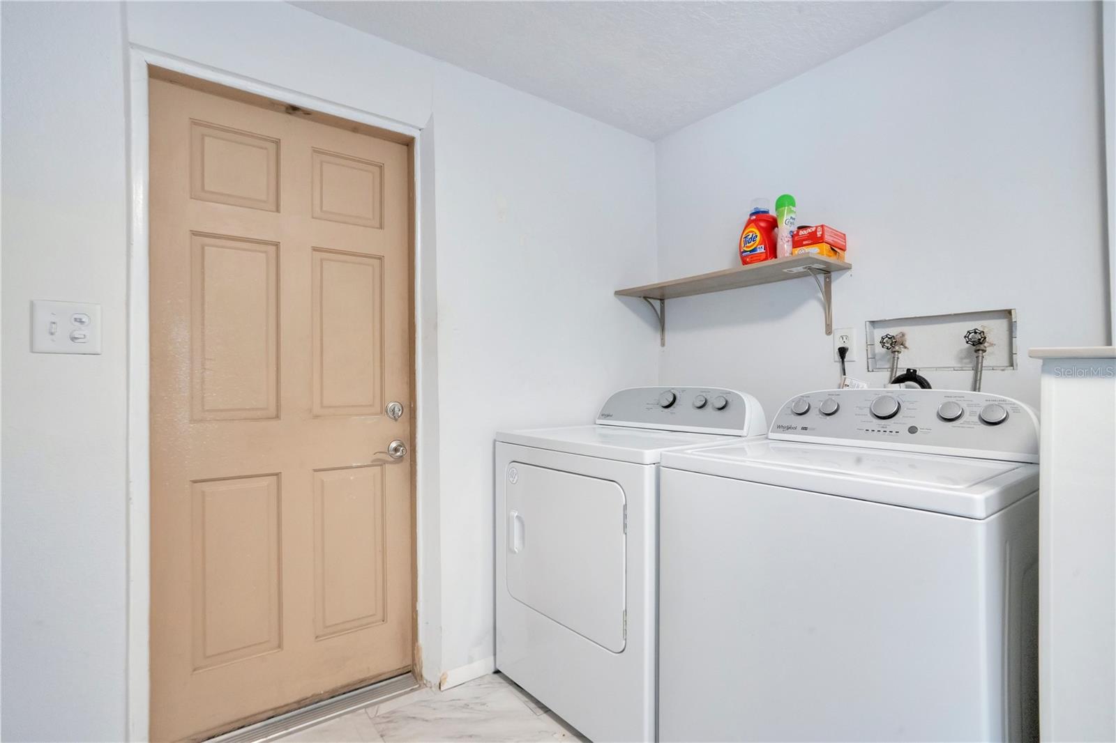 391 N WALTON AVE, TARPON SPRINGS, FL, 34689