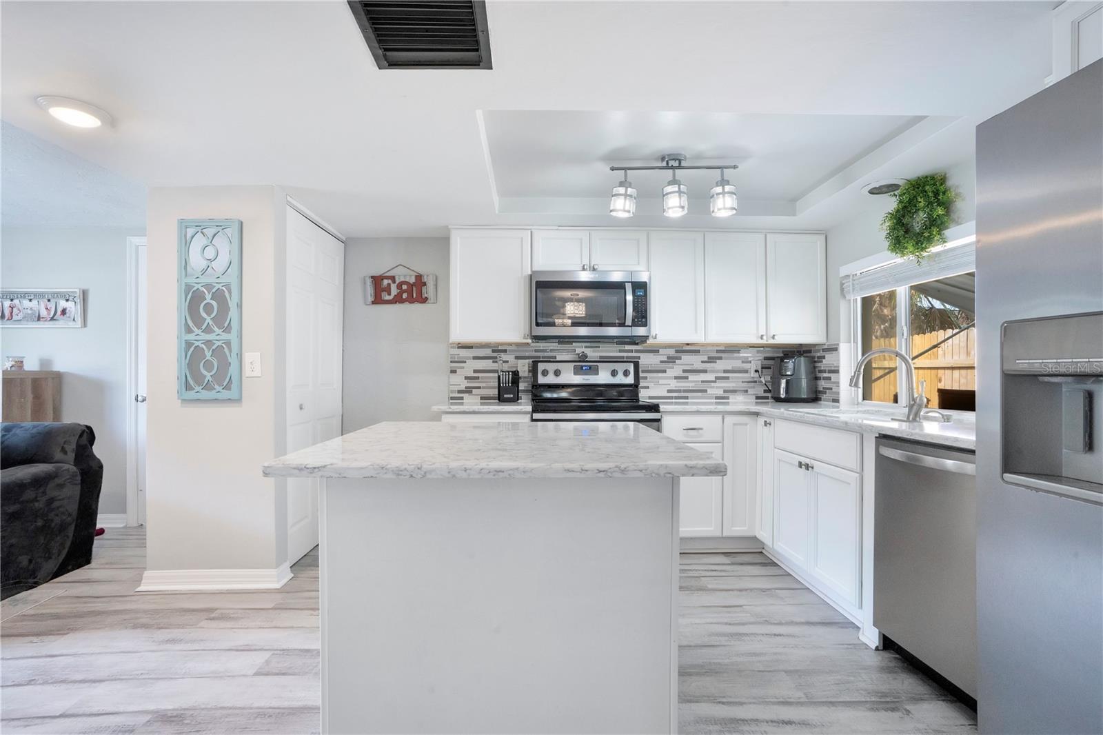 391 N WALTON AVE, TARPON SPRINGS, FL, 34689