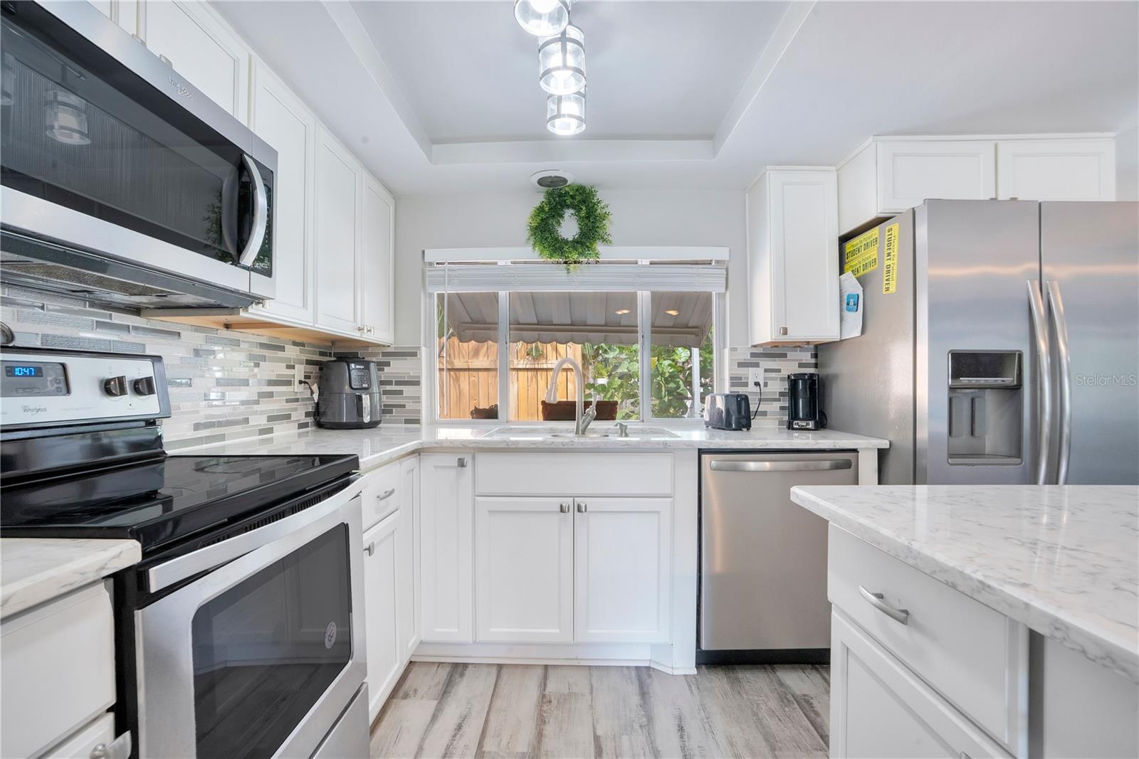 391 N WALTON AVE, TARPON SPRINGS, FL, 34689