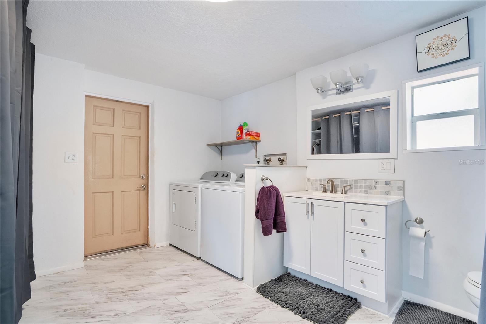 391 N WALTON AVE, TARPON SPRINGS, FL, 34689