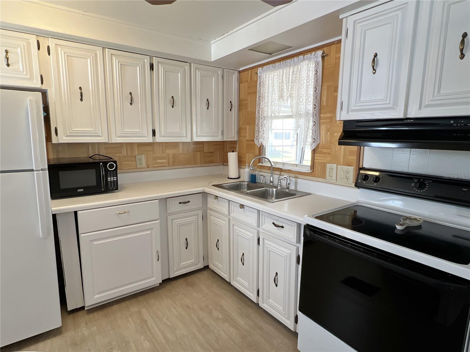 7181 MOUNT HAWTHORNE RD NE #590, ST PETERSBURG, FL, 33702