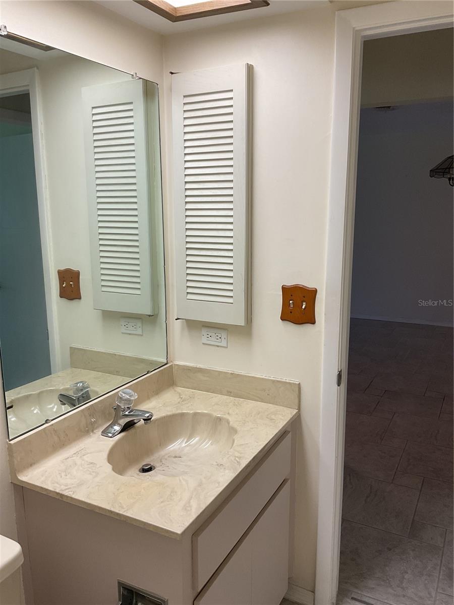 1060 DUNROBIN DR #A, PALM HARBOR, FL, 34684