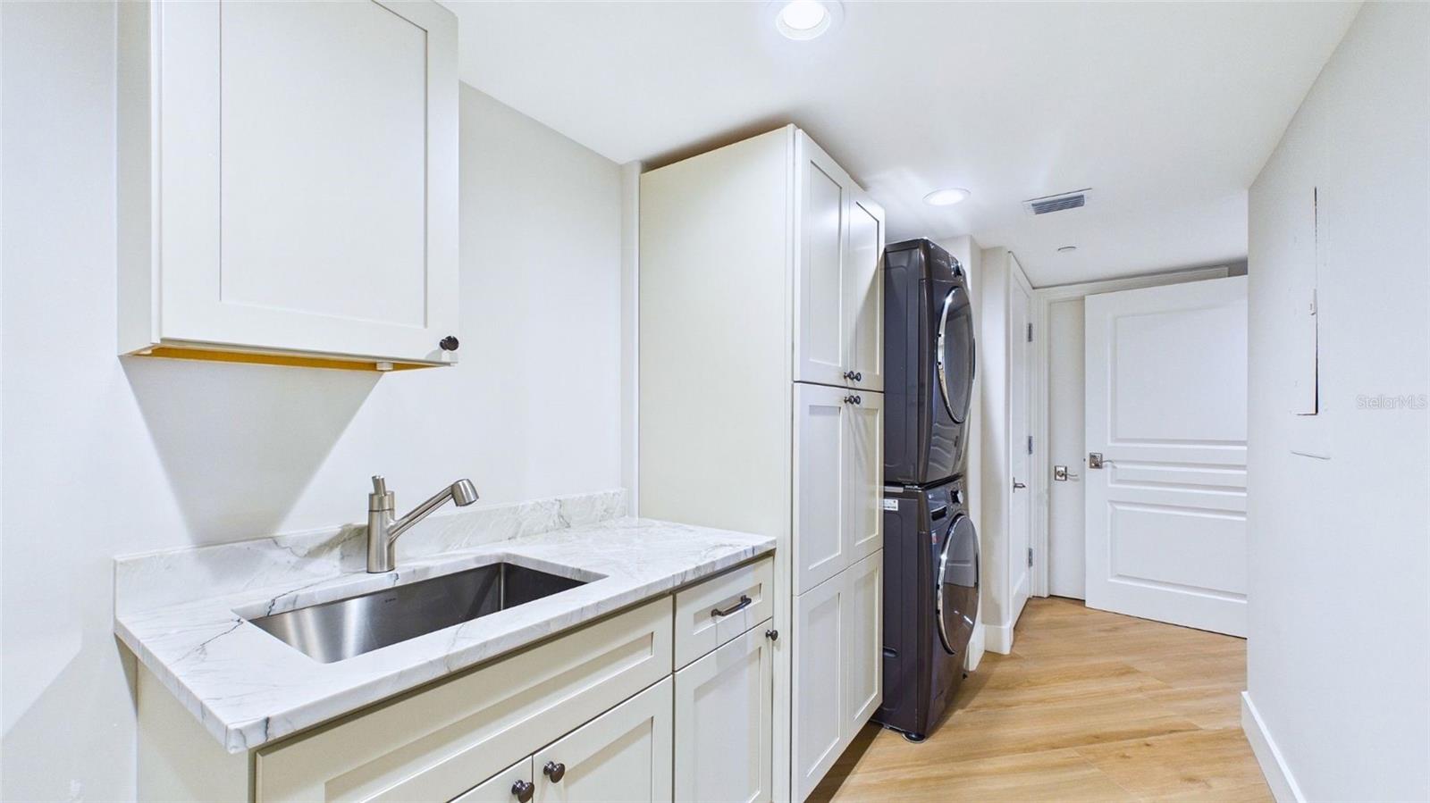 1241 GULF OF MEXICO DR #506, LONGBOAT KEY, FL, 34228