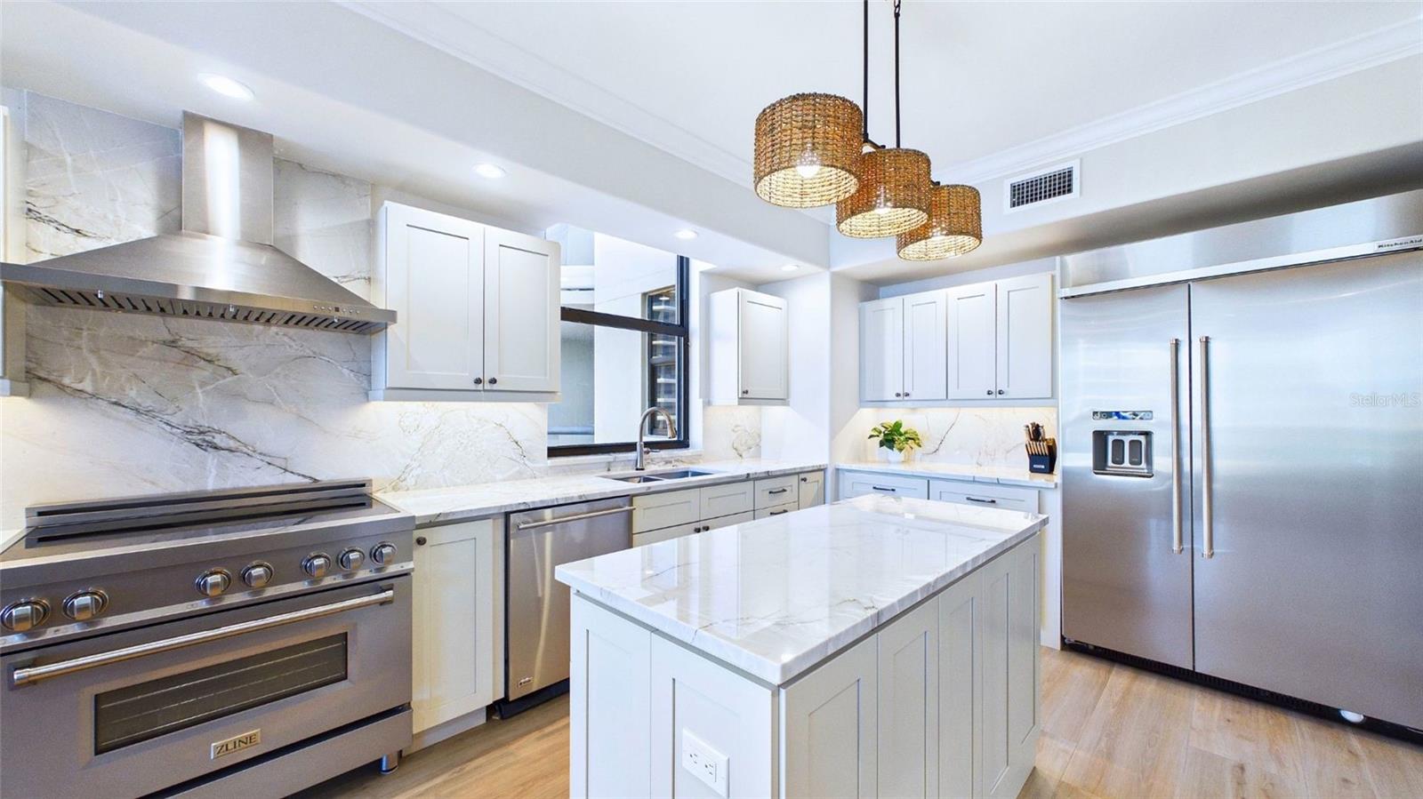 1241 GULF OF MEXICO DR #506, LONGBOAT KEY, FL, 34228
