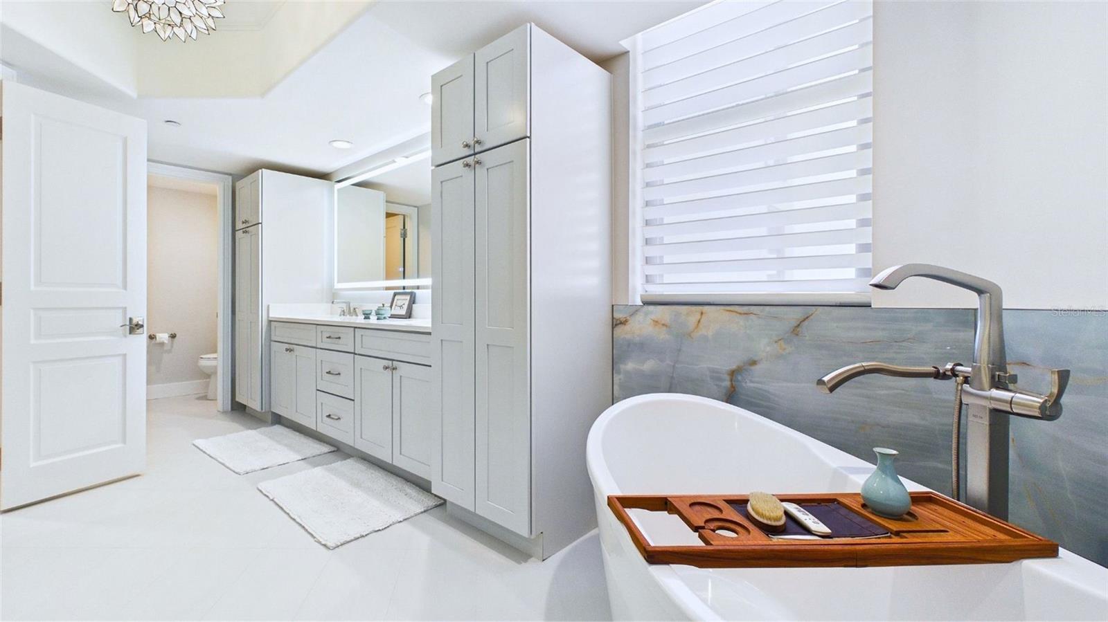 1241 GULF OF MEXICO DR #506, LONGBOAT KEY, FL, 34228