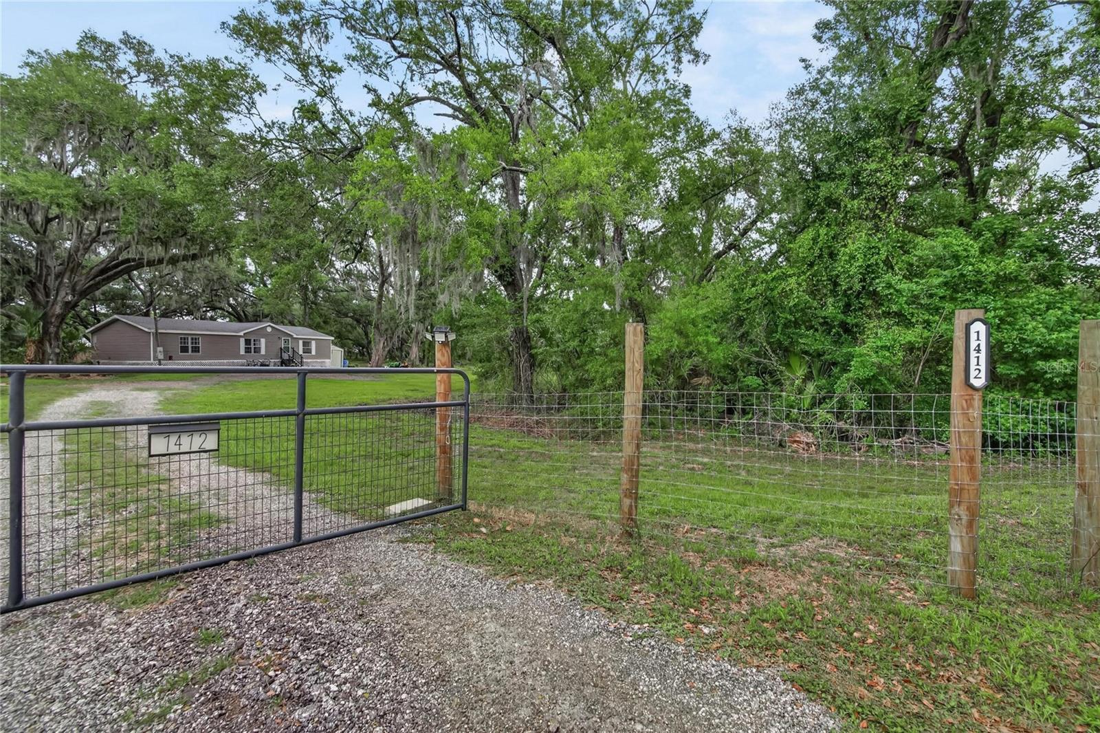 1412 UNION PACIFIC DR, PLANT CITY, FL, 33566