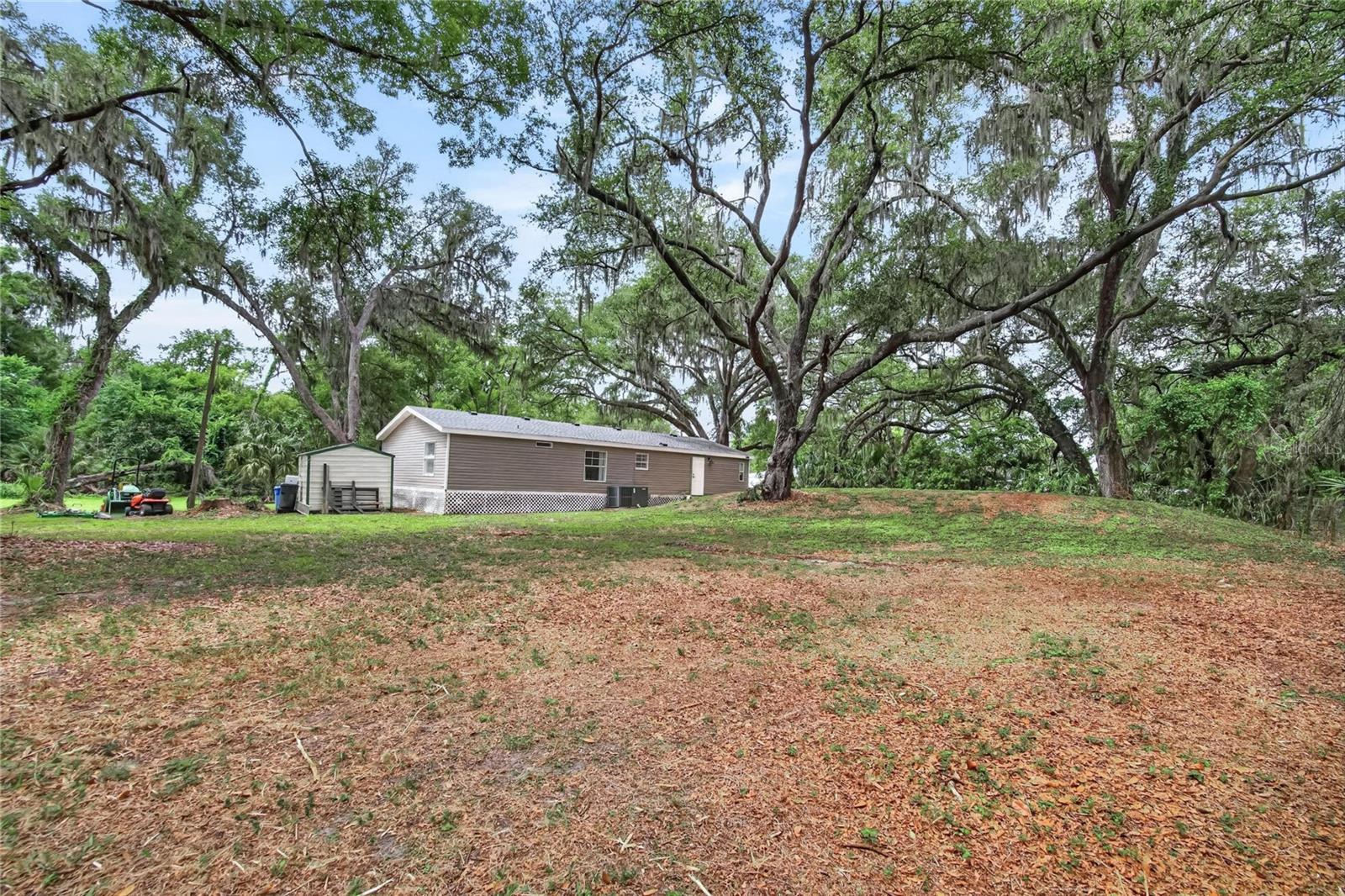 1412 UNION PACIFIC DR, PLANT CITY, FL, 33566