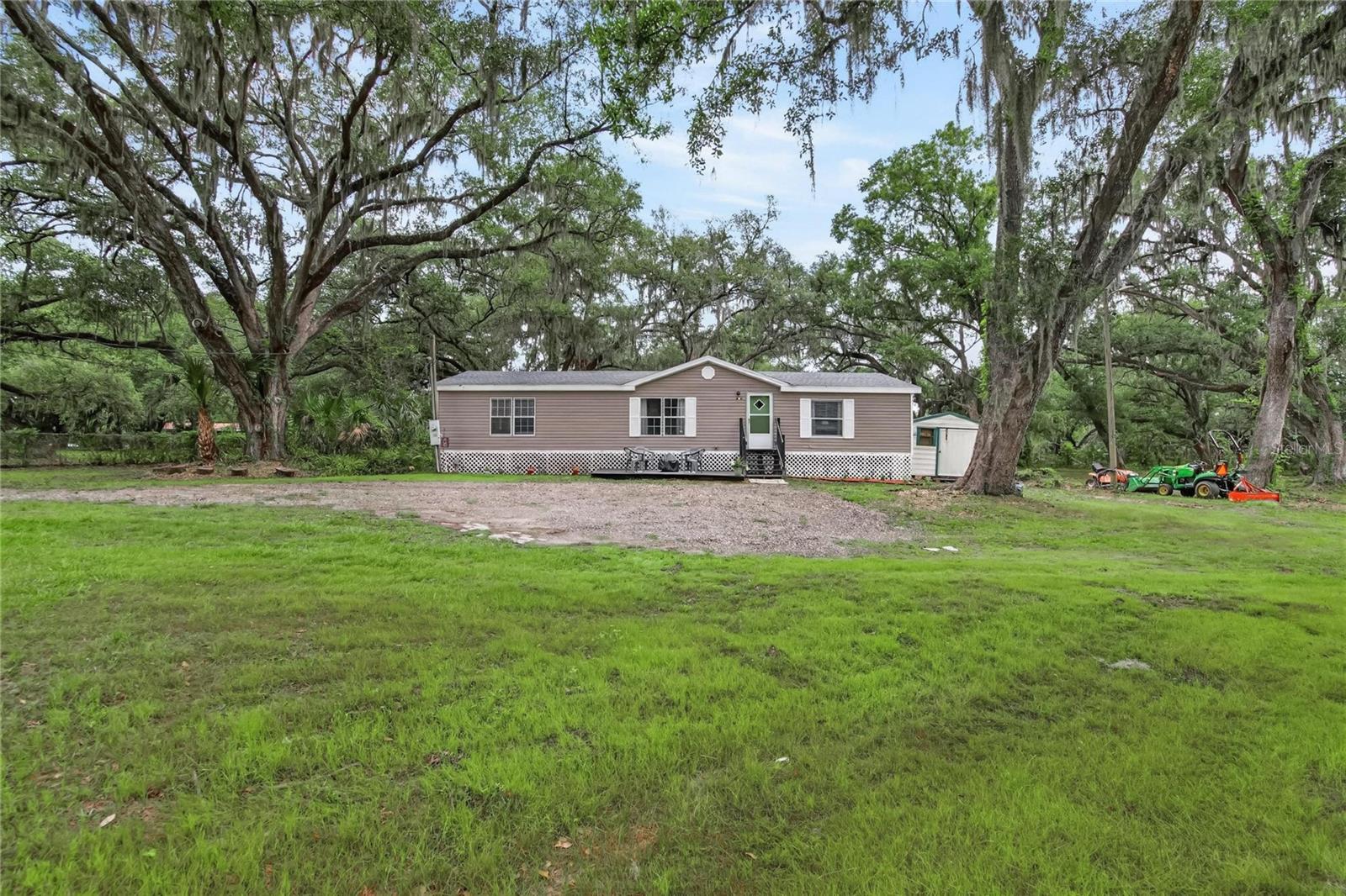 1412 UNION PACIFIC DR, PLANT CITY, FL, 33566