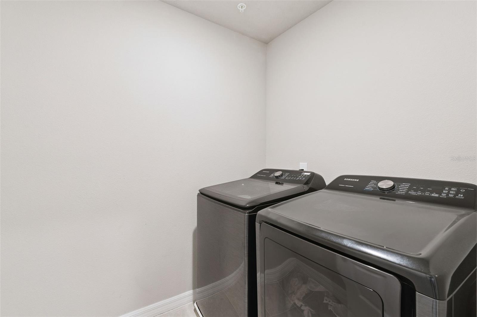 939 ROBIN HOLLY ST, OCOEE, FL, 34761