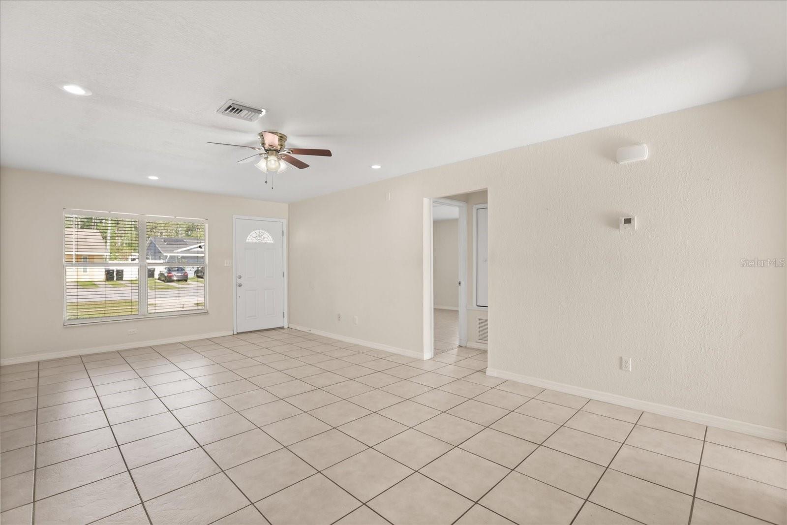 643 HUMMINGBIRD LN, ORLANDO, FL, 32825