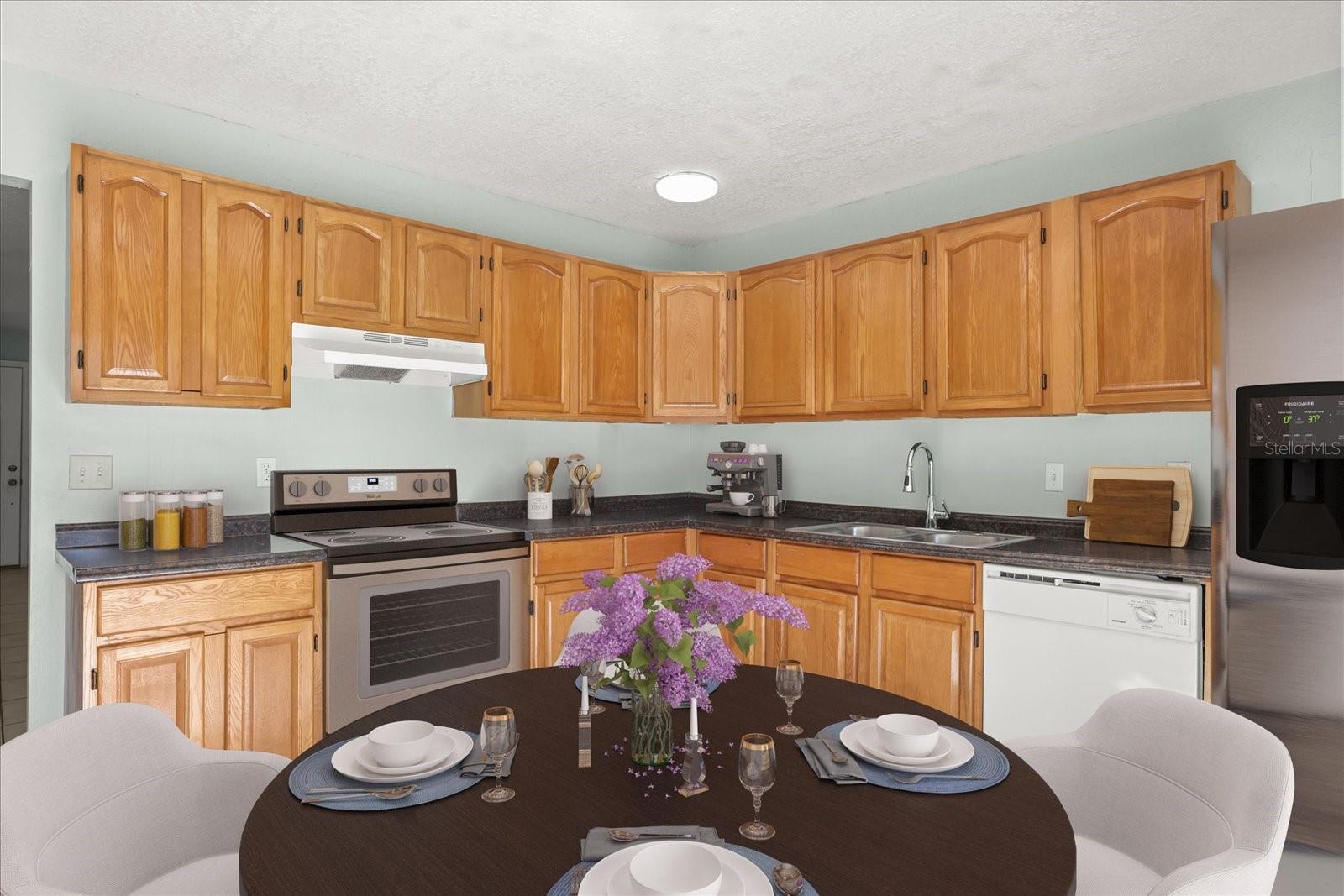 643 HUMMINGBIRD LN, ORLANDO, FL, 32825