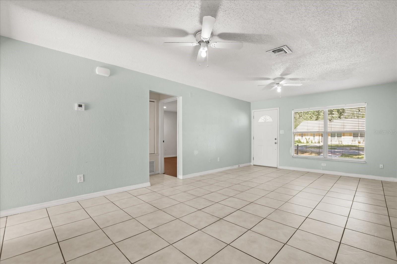 643 HUMMINGBIRD LN, ORLANDO, FL, 32825