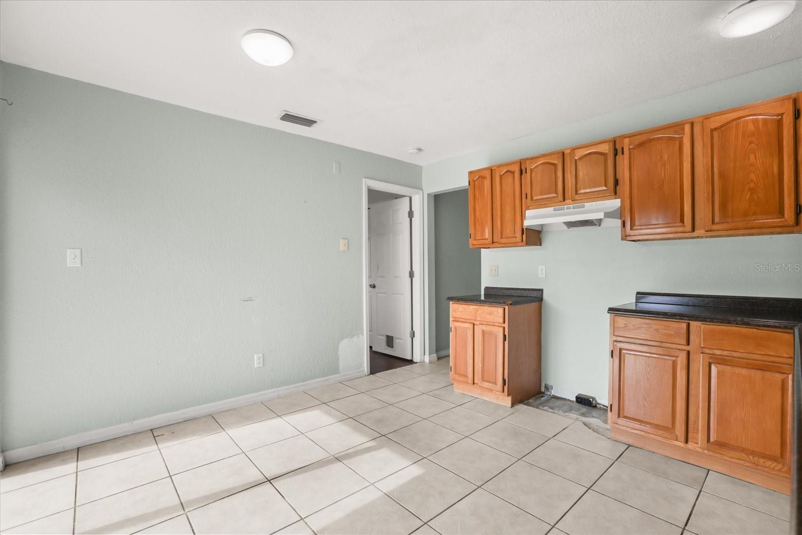 643 HUMMINGBIRD LN, ORLANDO, FL, 32825