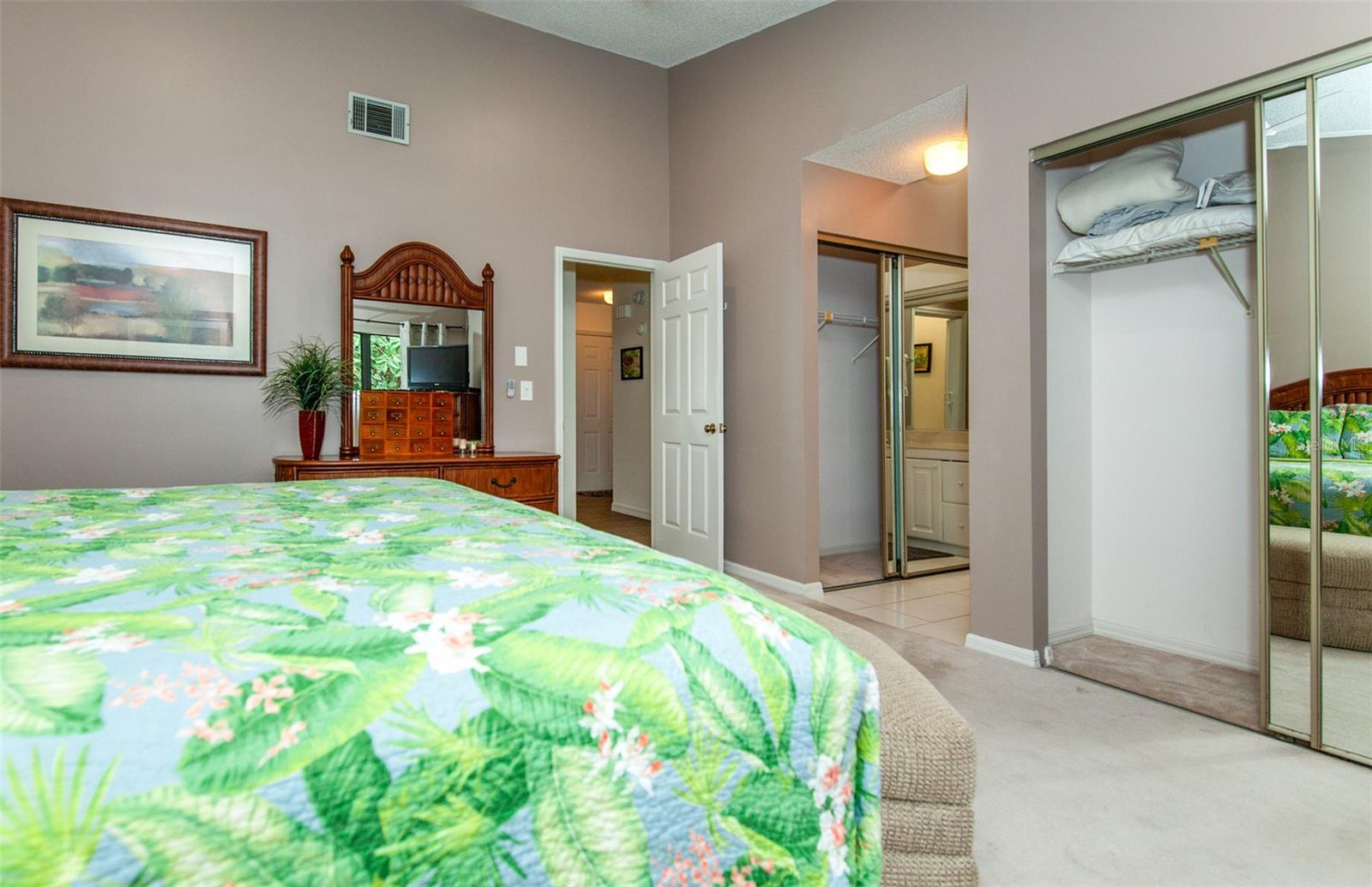 247 SOUTHAMPTON LN #272, VENICE, FL, 34293