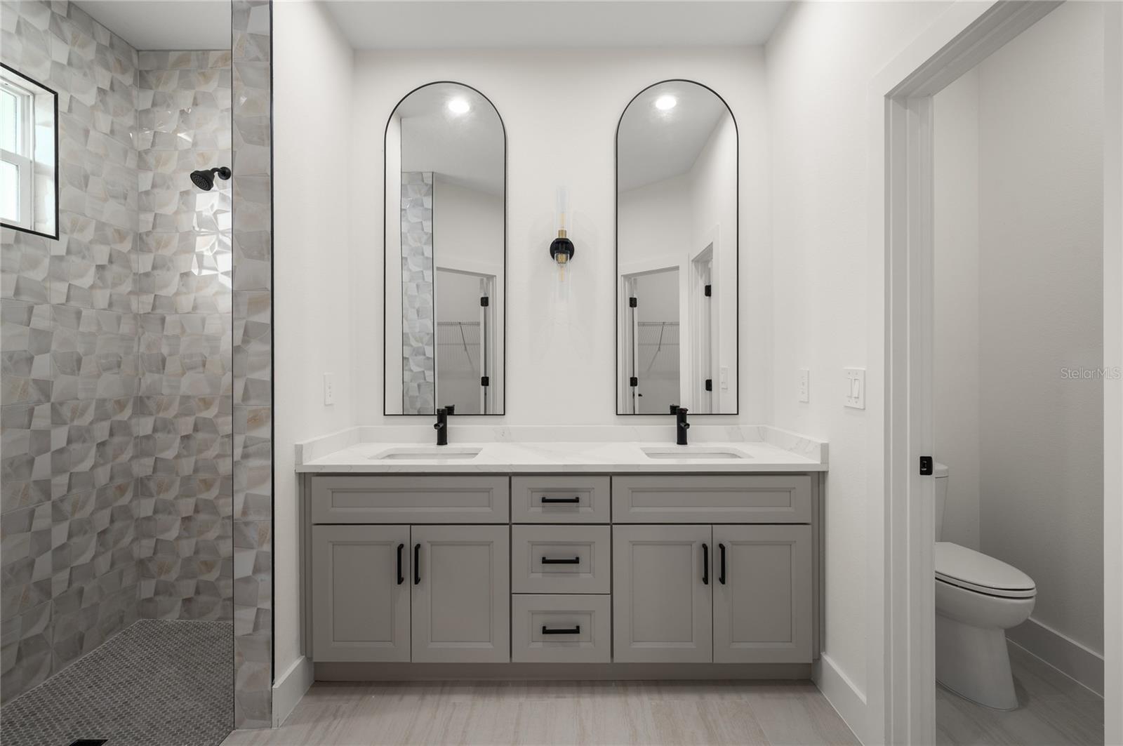 63 MARTA RD, DEBARY, FL, 32713