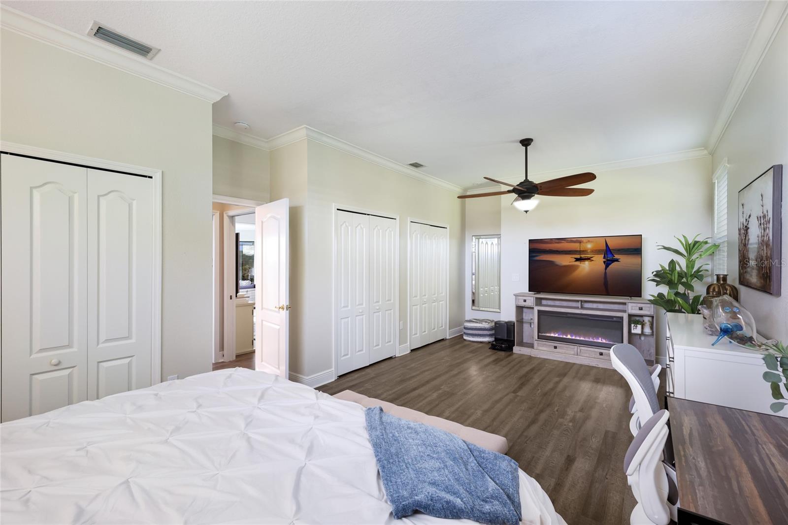 9937 LAUREL VALLEY AVENUE CIR, BRADENTON, FL, 34202