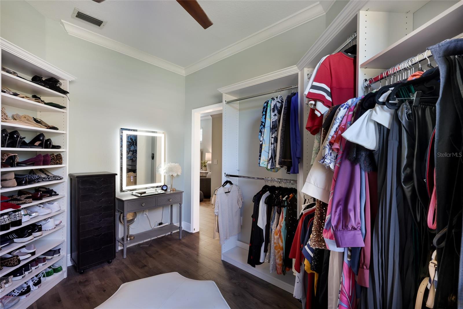 9937 LAUREL VALLEY AVENUE CIR, BRADENTON, FL, 34202