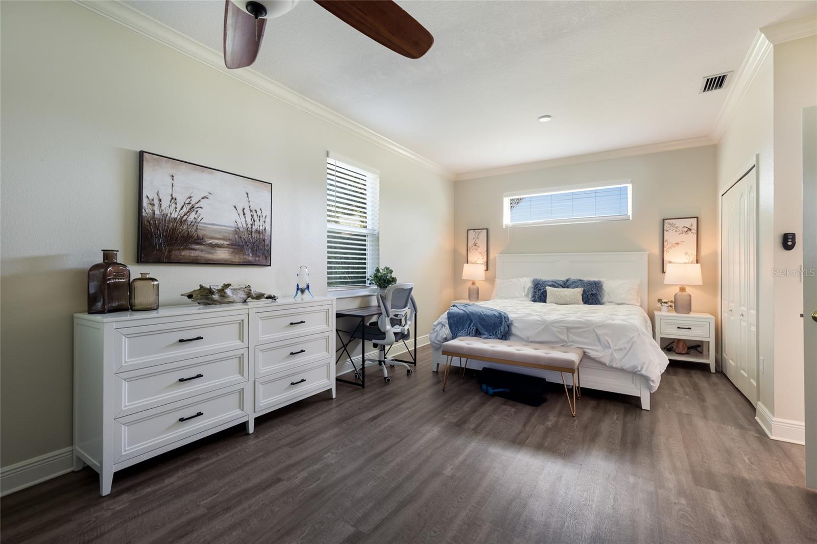 9937 LAUREL VALLEY AVENUE CIR, BRADENTON, FL, 34202