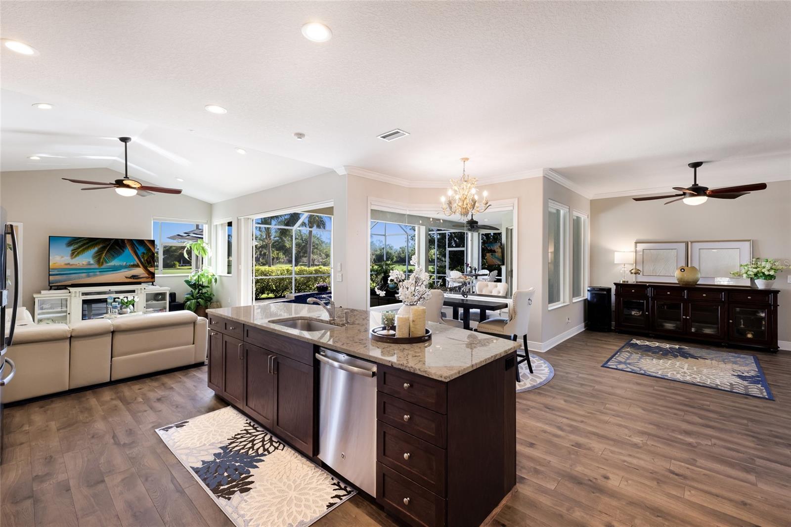 9937 LAUREL VALLEY AVENUE CIR, BRADENTON, FL, 34202