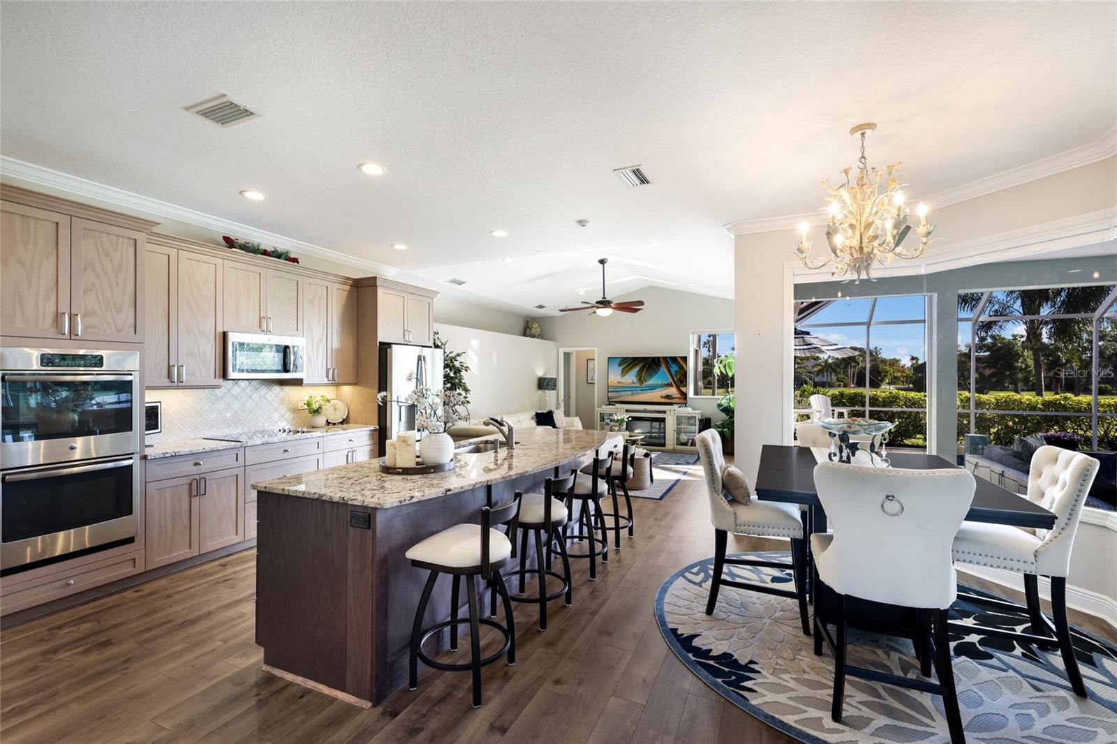 9937 LAUREL VALLEY AVENUE CIR, BRADENTON, FL, 34202