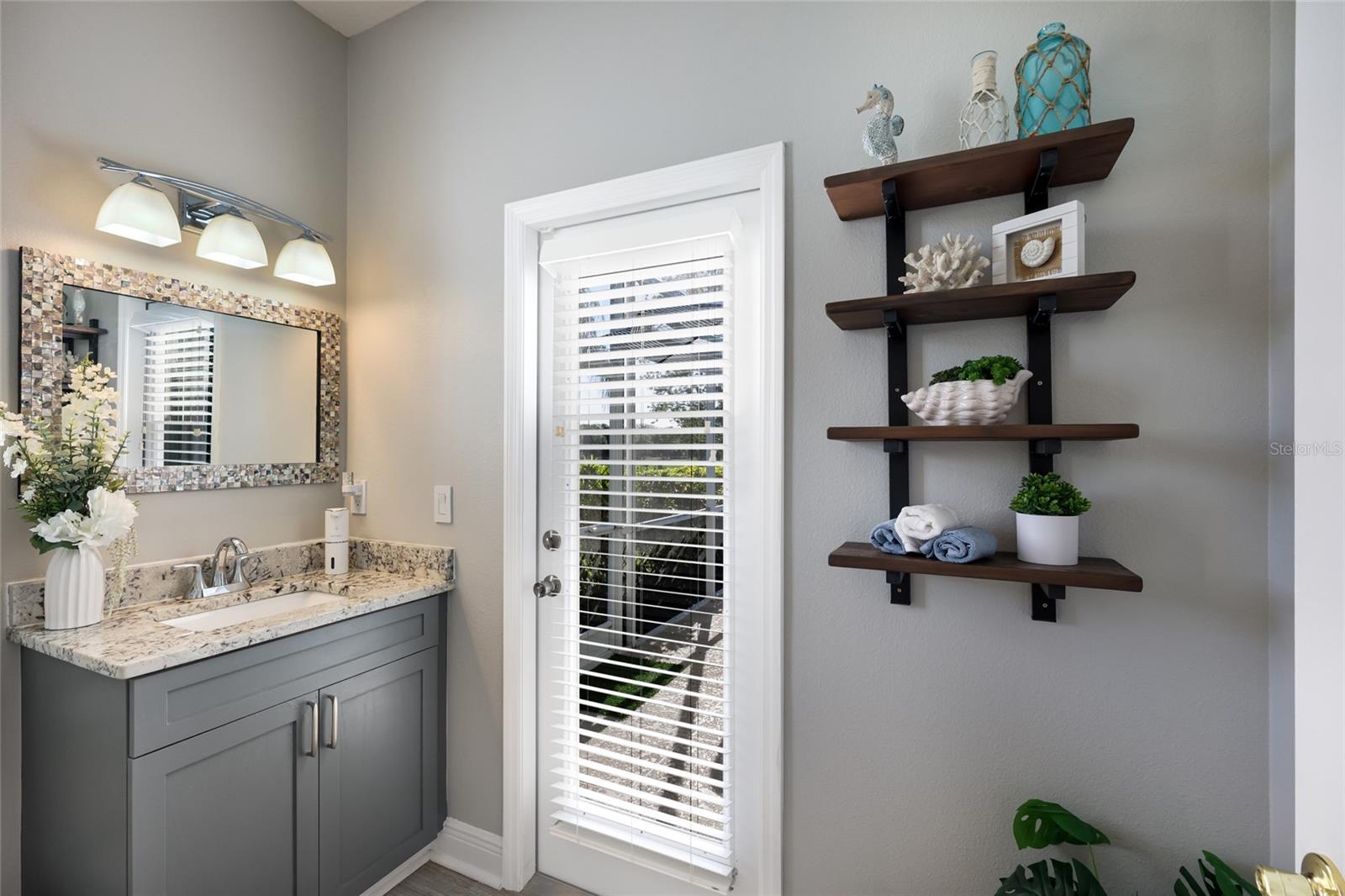 9937 LAUREL VALLEY AVENUE CIR, BRADENTON, FL, 34202