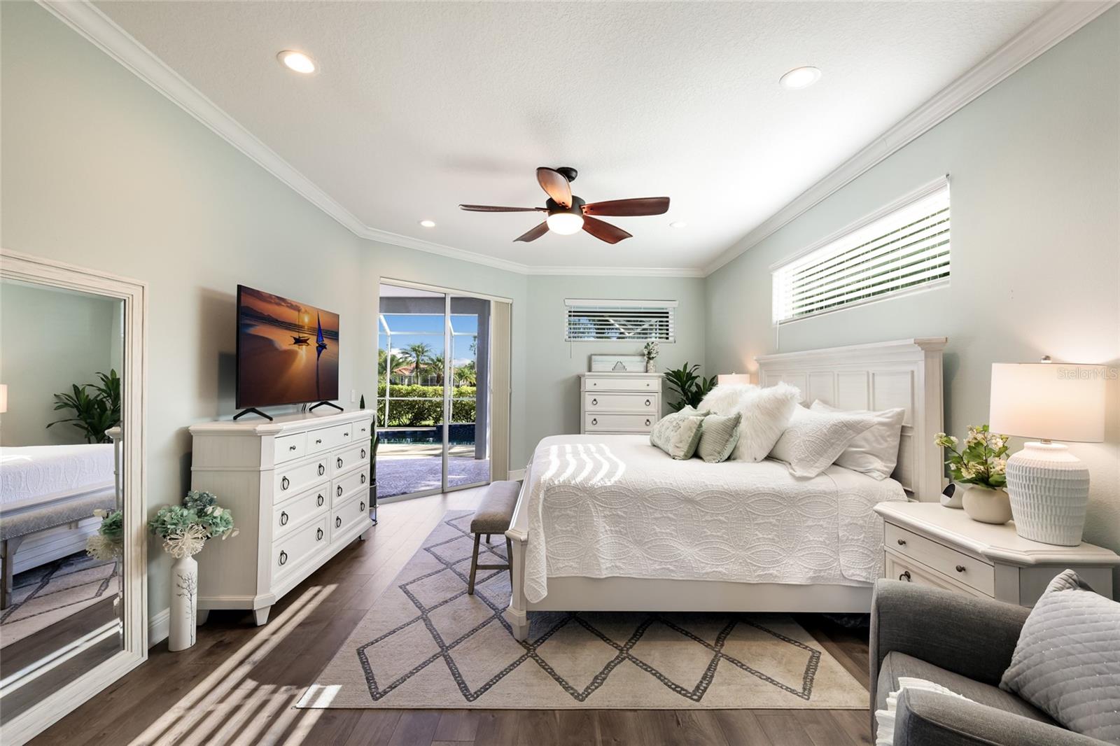 9937 LAUREL VALLEY AVENUE CIR, BRADENTON, FL, 34202