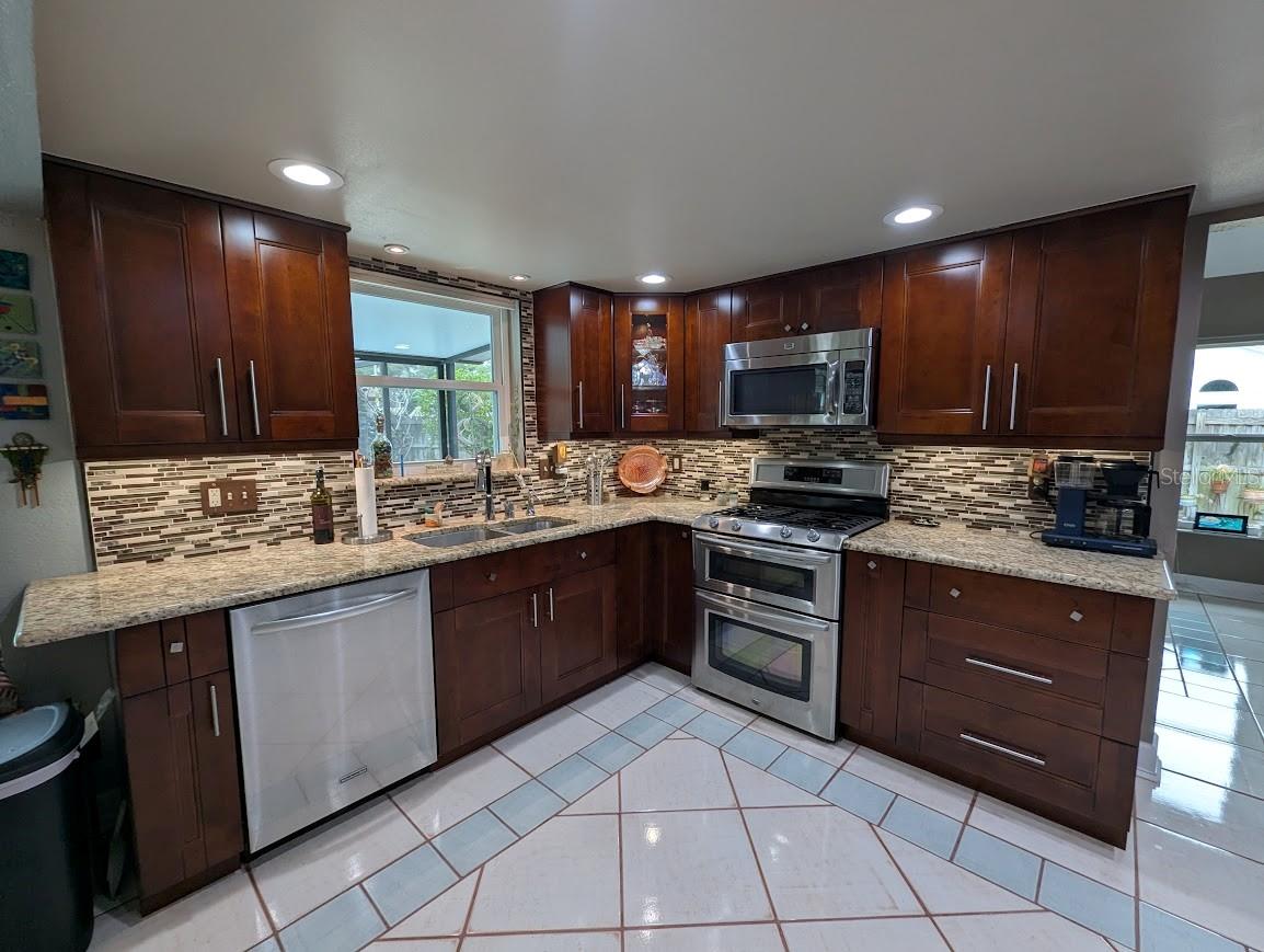 12258 92ND ST, LARGO, FL, 33773