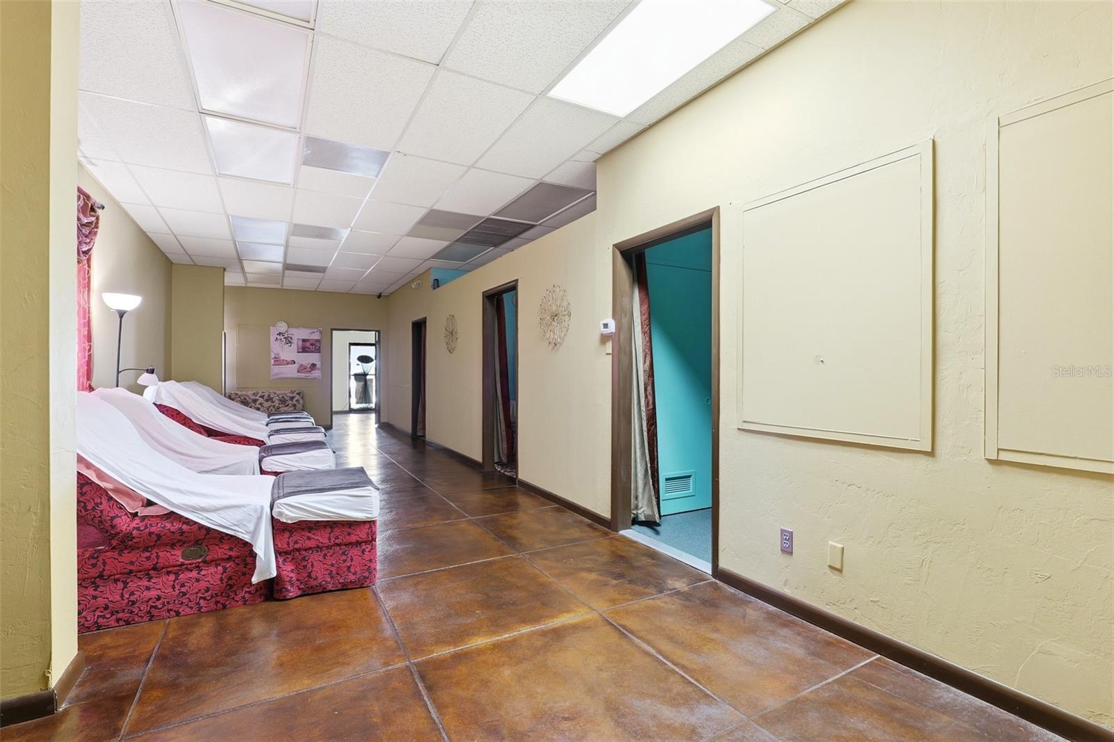 MELBOURNE, FL, 32940