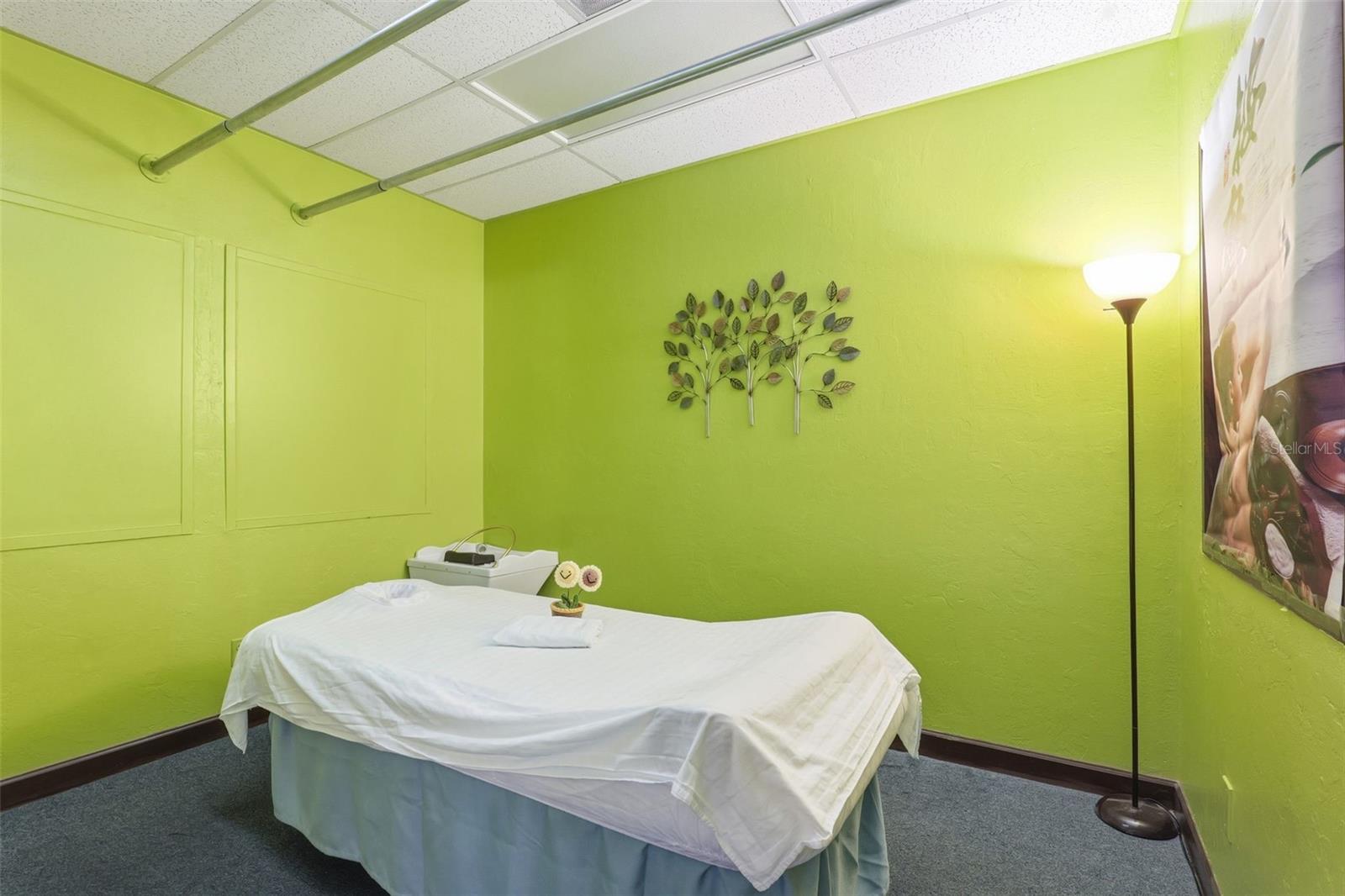 MELBOURNE, FL, 32940