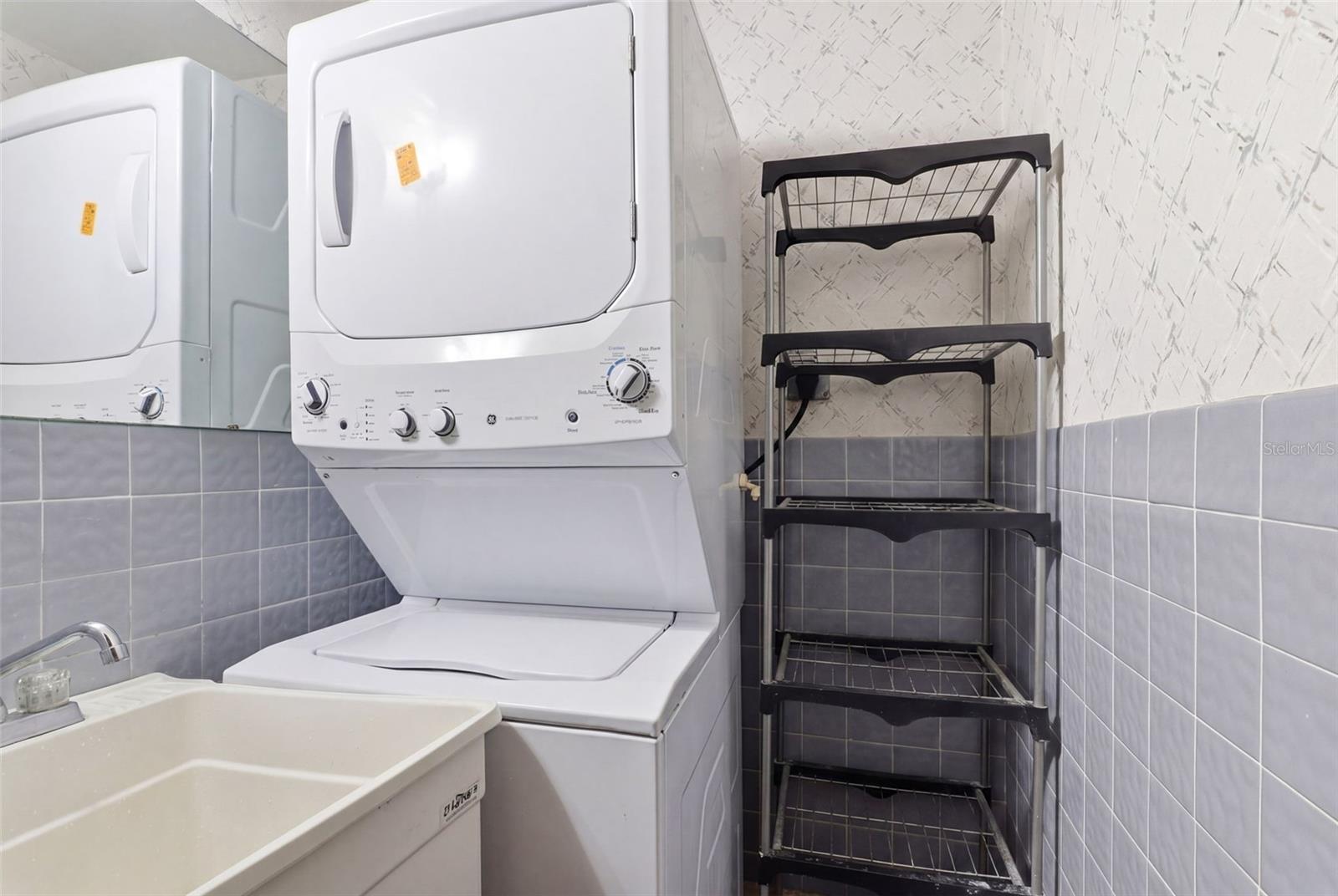 MELBOURNE, FL, 32940