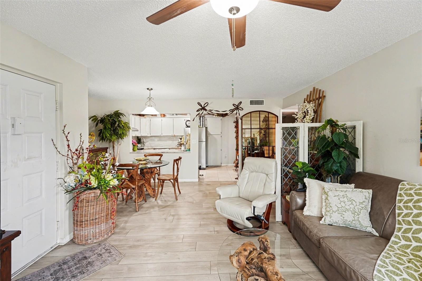 1870 PINE RIDGE WAY W #D2, PALM HARBOR, FL, 34684