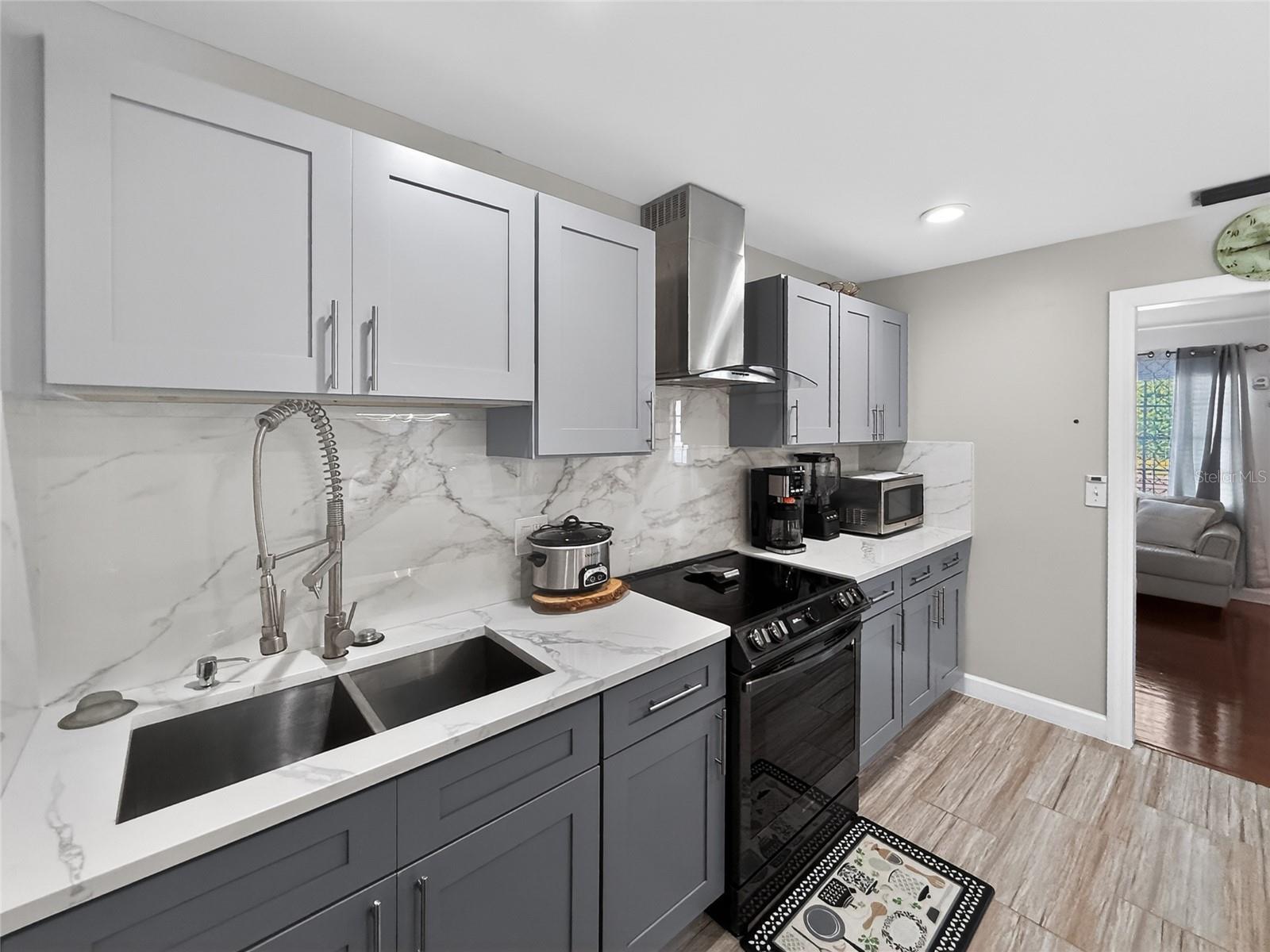 6416 N ORLEANS AVE, TAMPA, FL, 33604