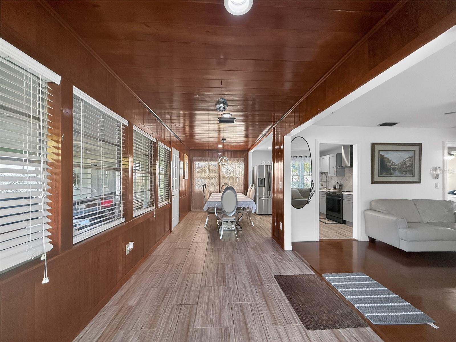 6416 N ORLEANS AVE, TAMPA, FL, 33604