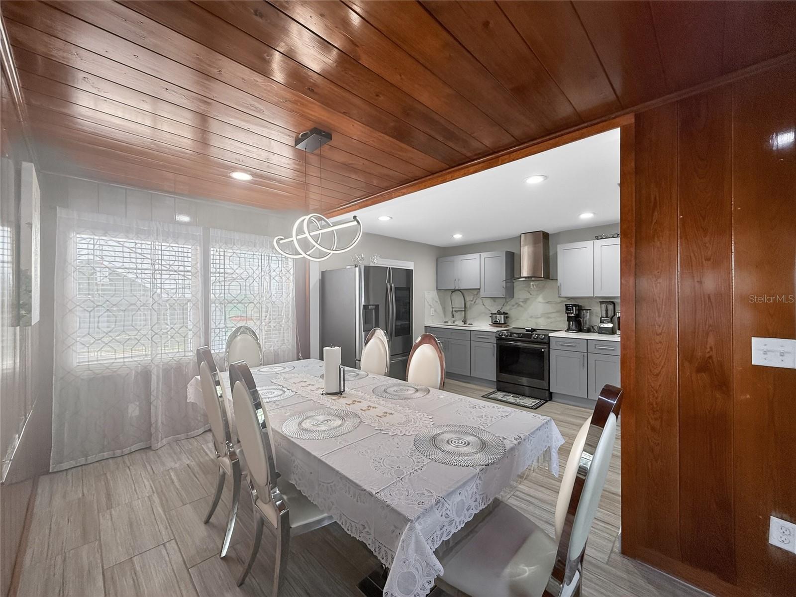 6416 N ORLEANS AVE, TAMPA, FL, 33604