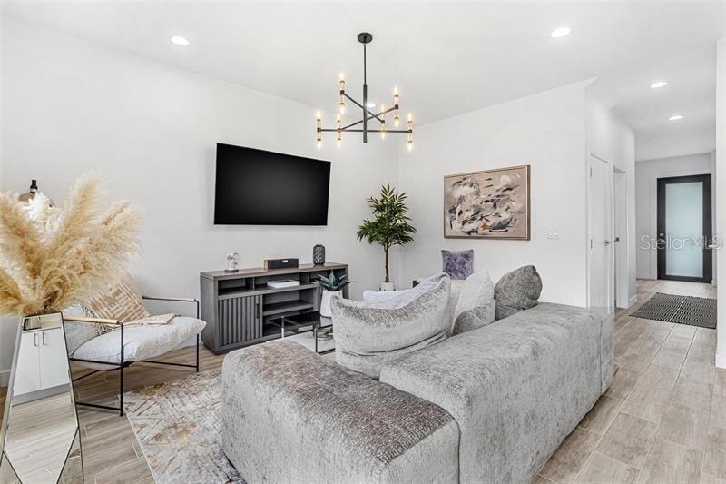 7553 GESUALDO CT, TAMPA, FL, 33614