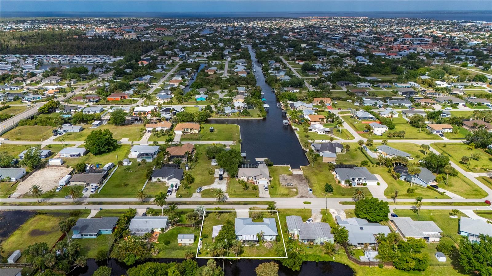 3000 PALM DR, PUNTA GORDA, FL, 33950