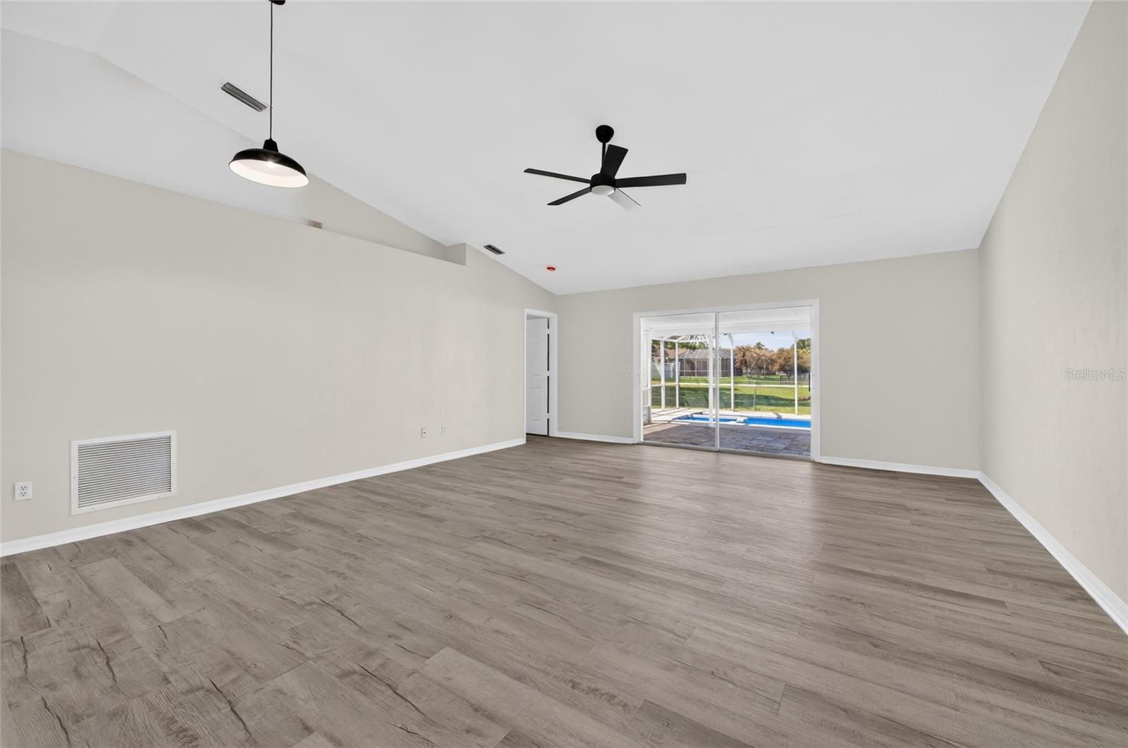 6 JIB DR, DAYTONA BEACH, FL, 32119