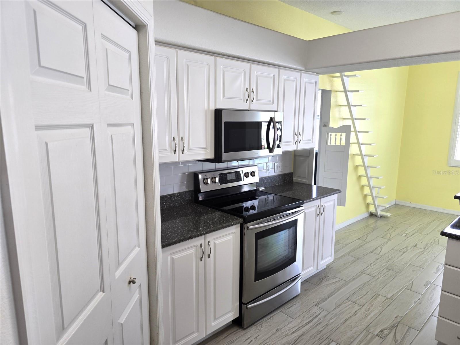 7404 38TH CT E, SARASOTA, FL, 34243