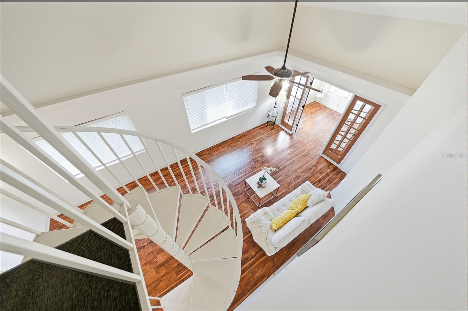 13614 LAKE POINT DR S, CLEARWATER, FL, 33762