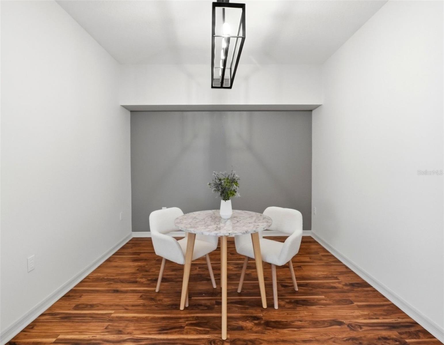 13614 LAKE POINT DR S, CLEARWATER, FL, 33762